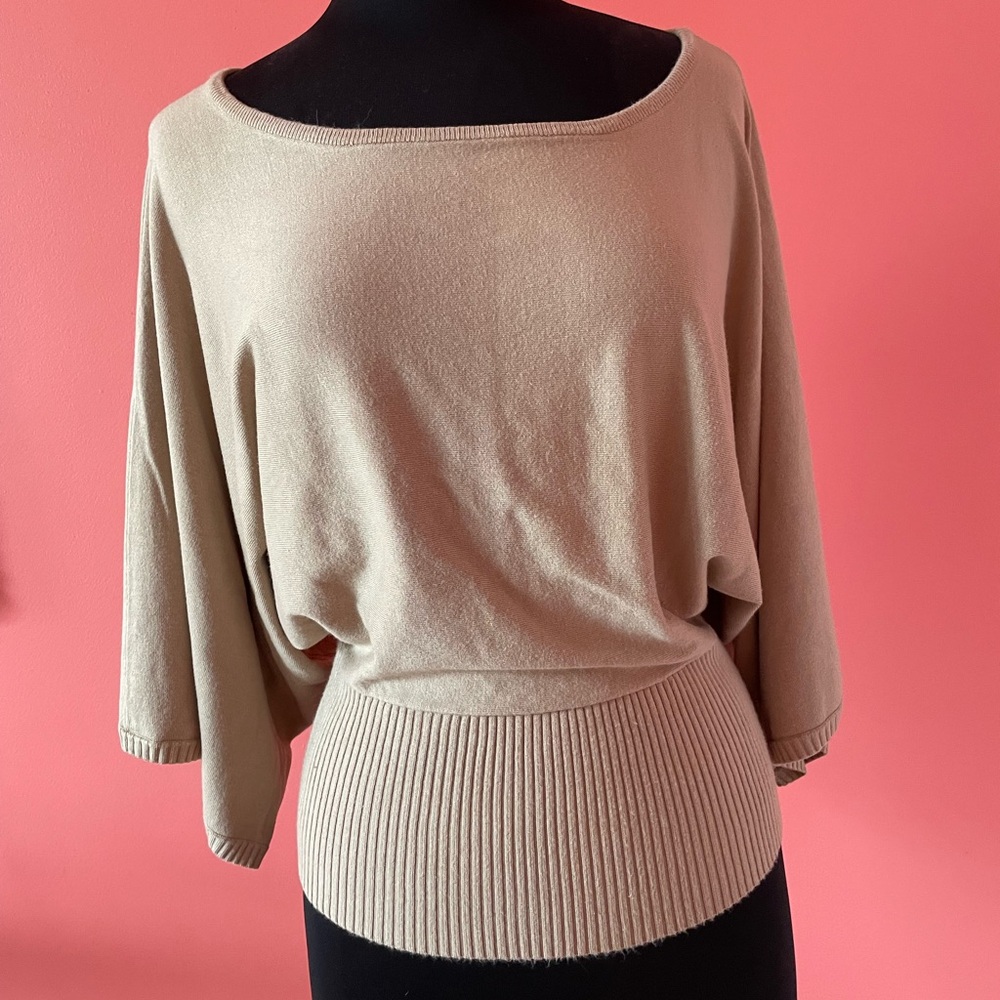 Elegant Beige Women's SweaterVery Flattering sweater. New without tags.